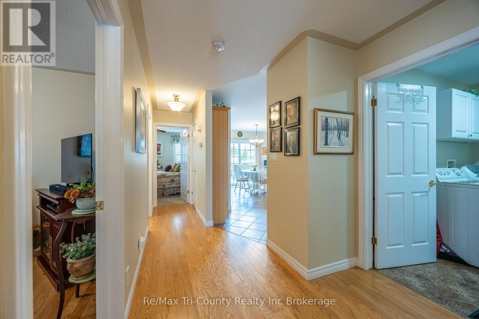 18 JONES CRESCENT Image 11