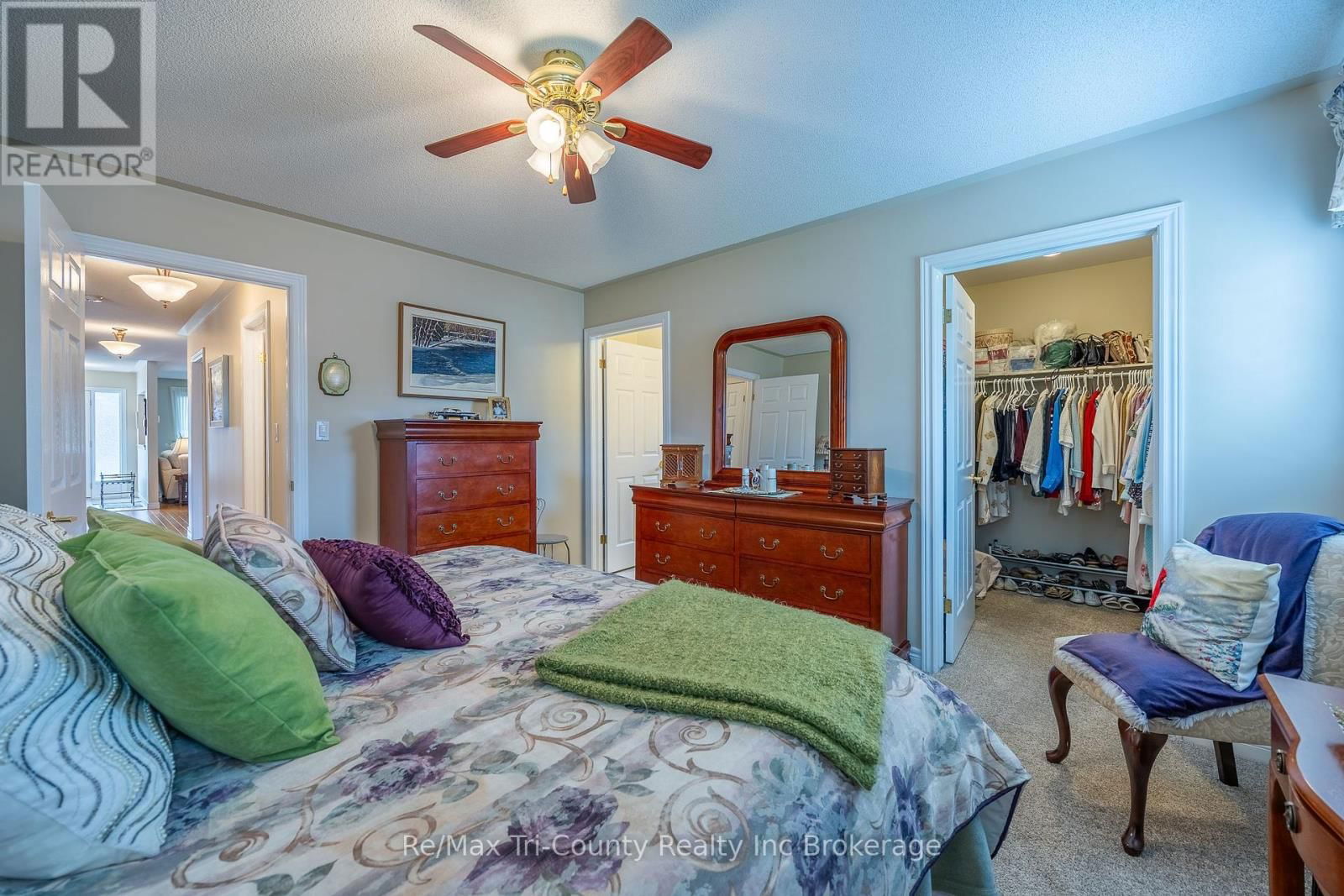18 JONES CRESCENT Image 16