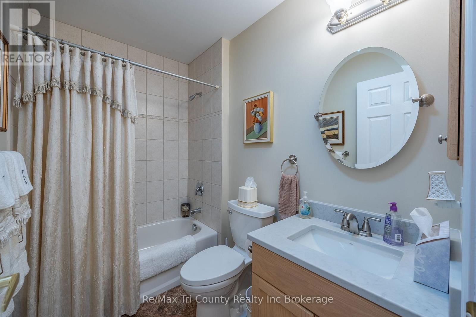 18 JONES CRESCENT Image 19
