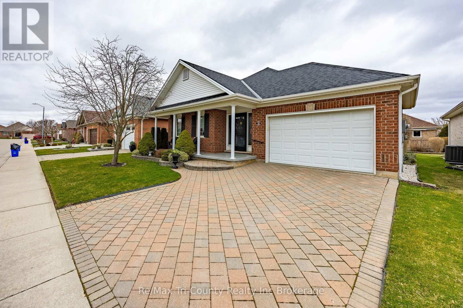 18 JONES CRESCENT Image 2
