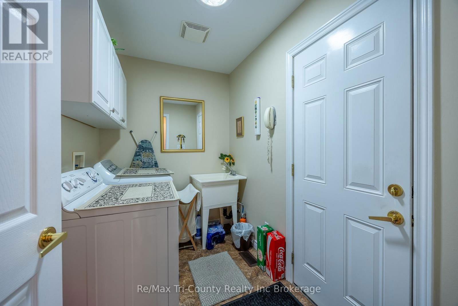 18 JONES CRESCENT Image 20