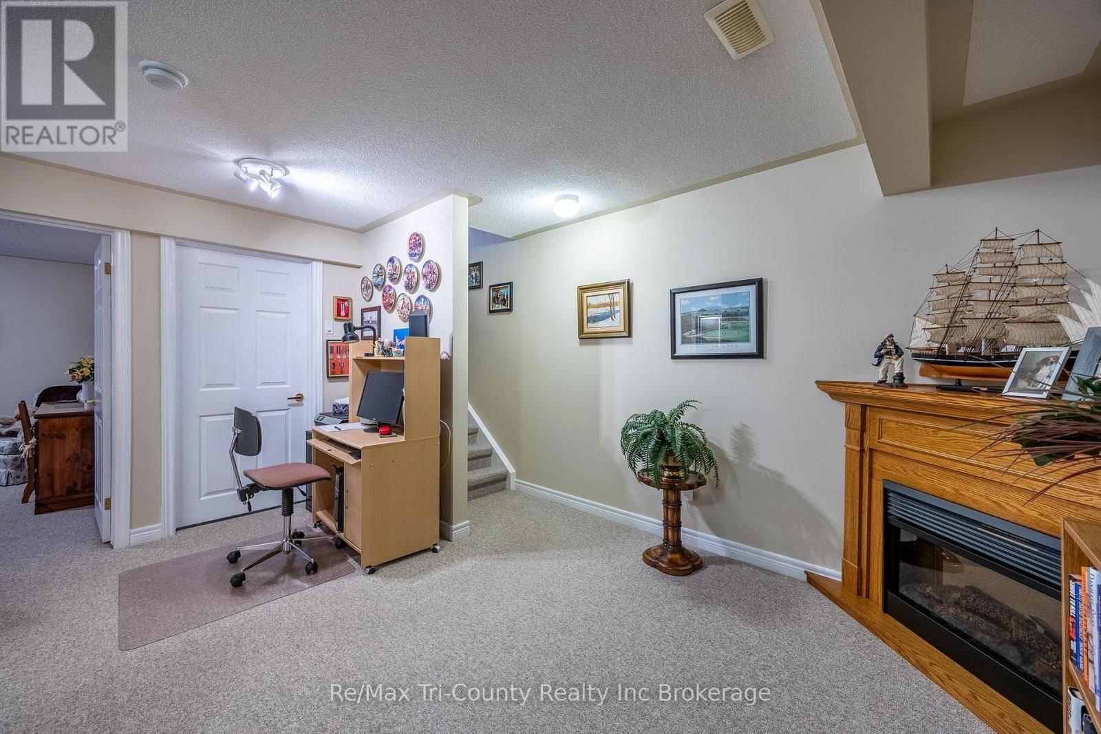 18 JONES CRESCENT Image 21