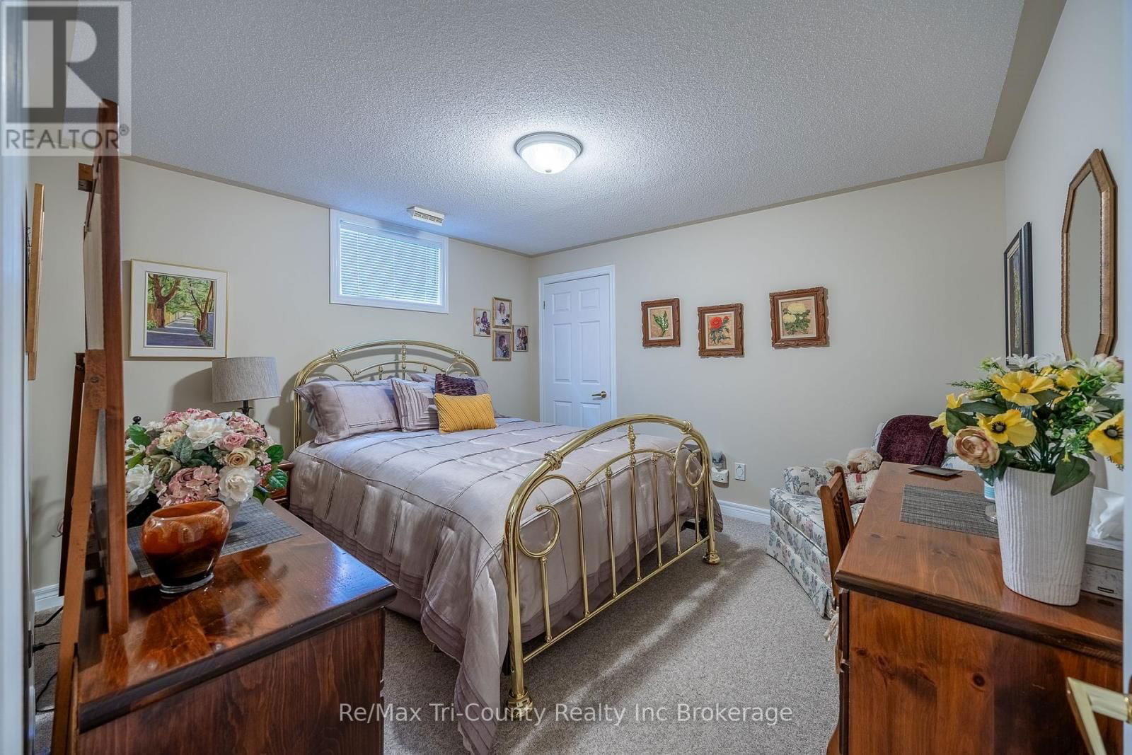 18 JONES CRESCENT Image 23