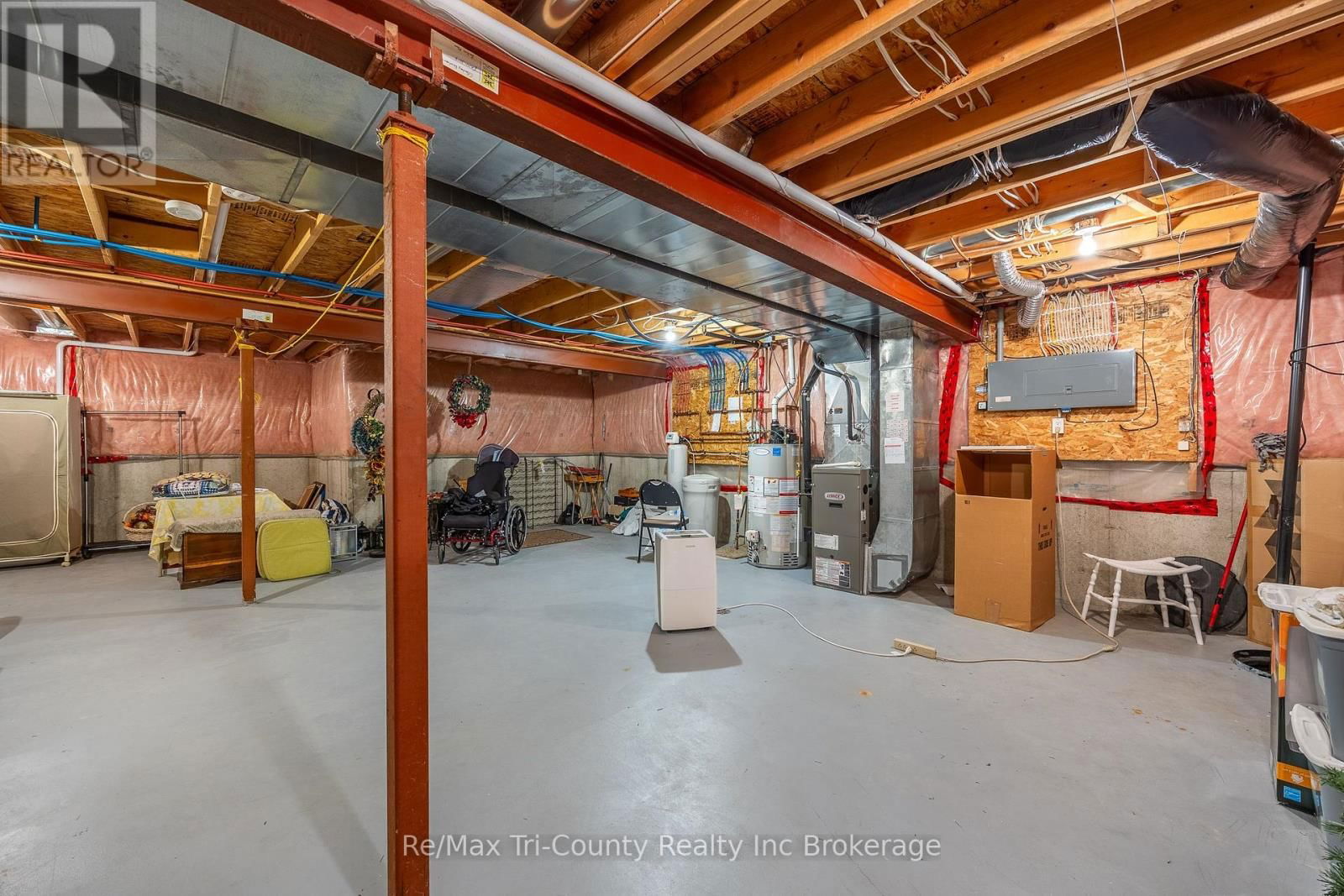 18 JONES CRESCENT Image 25