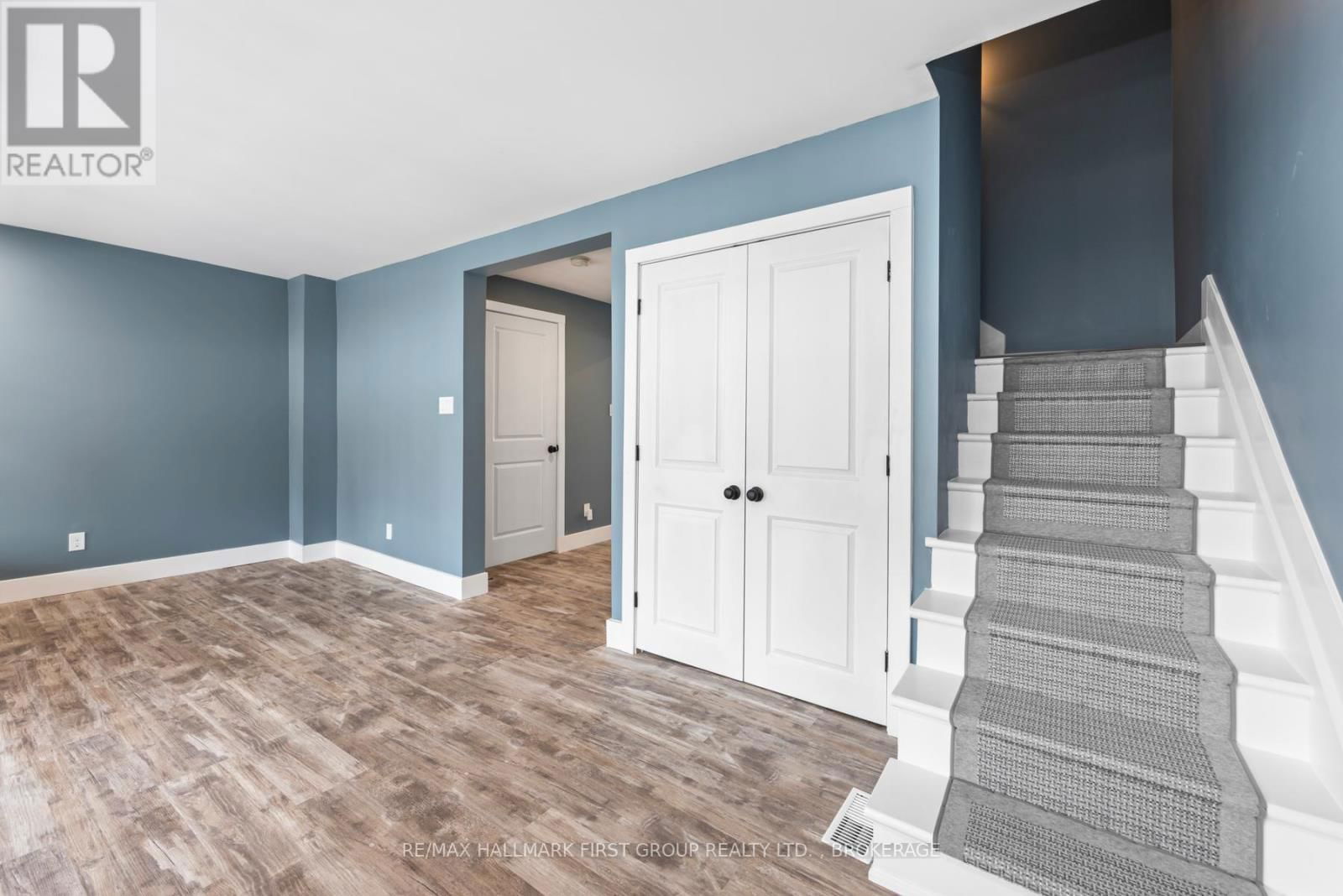 11 CAMPBELL STREET Image 22