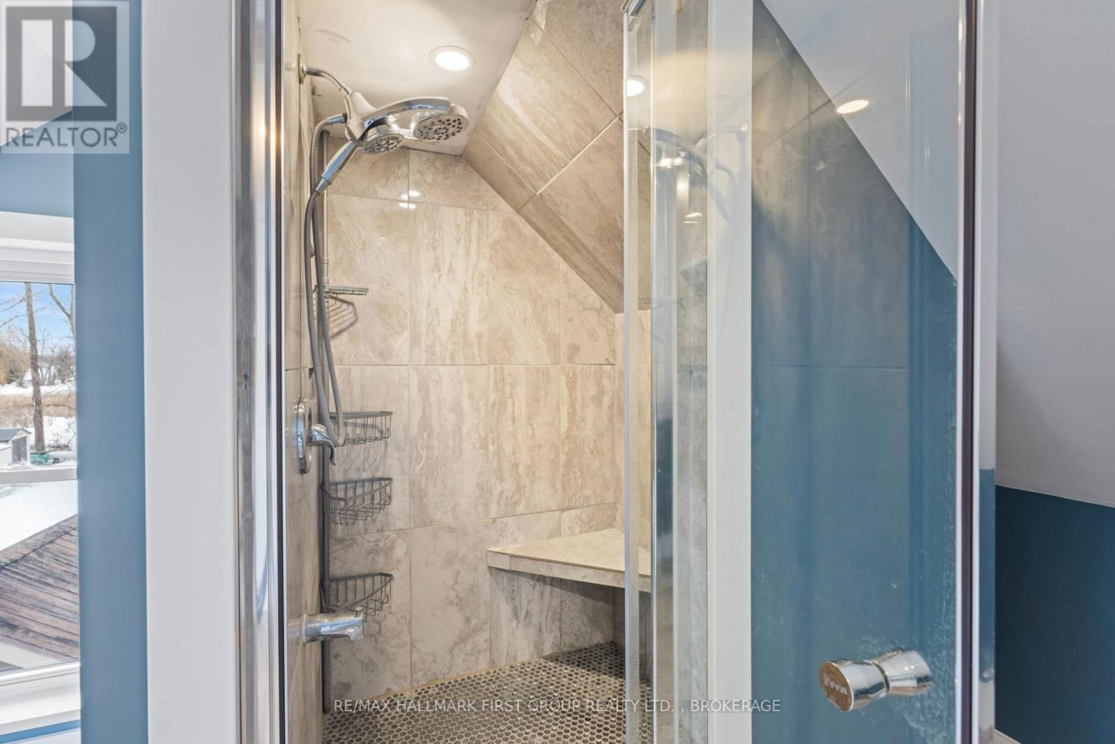 11 CAMPBELL STREET Image 28