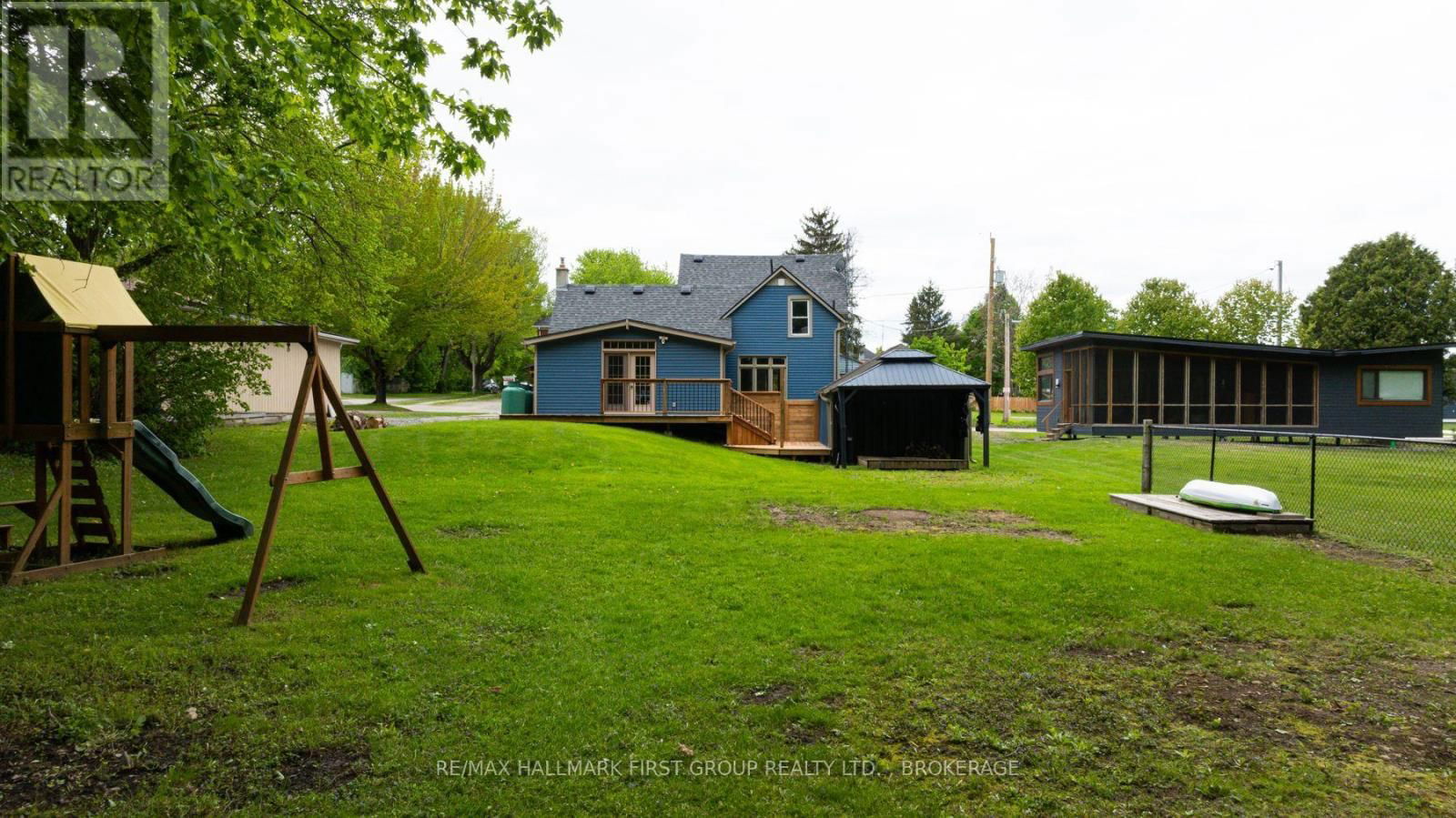 11 CAMPBELL STREET Image 34