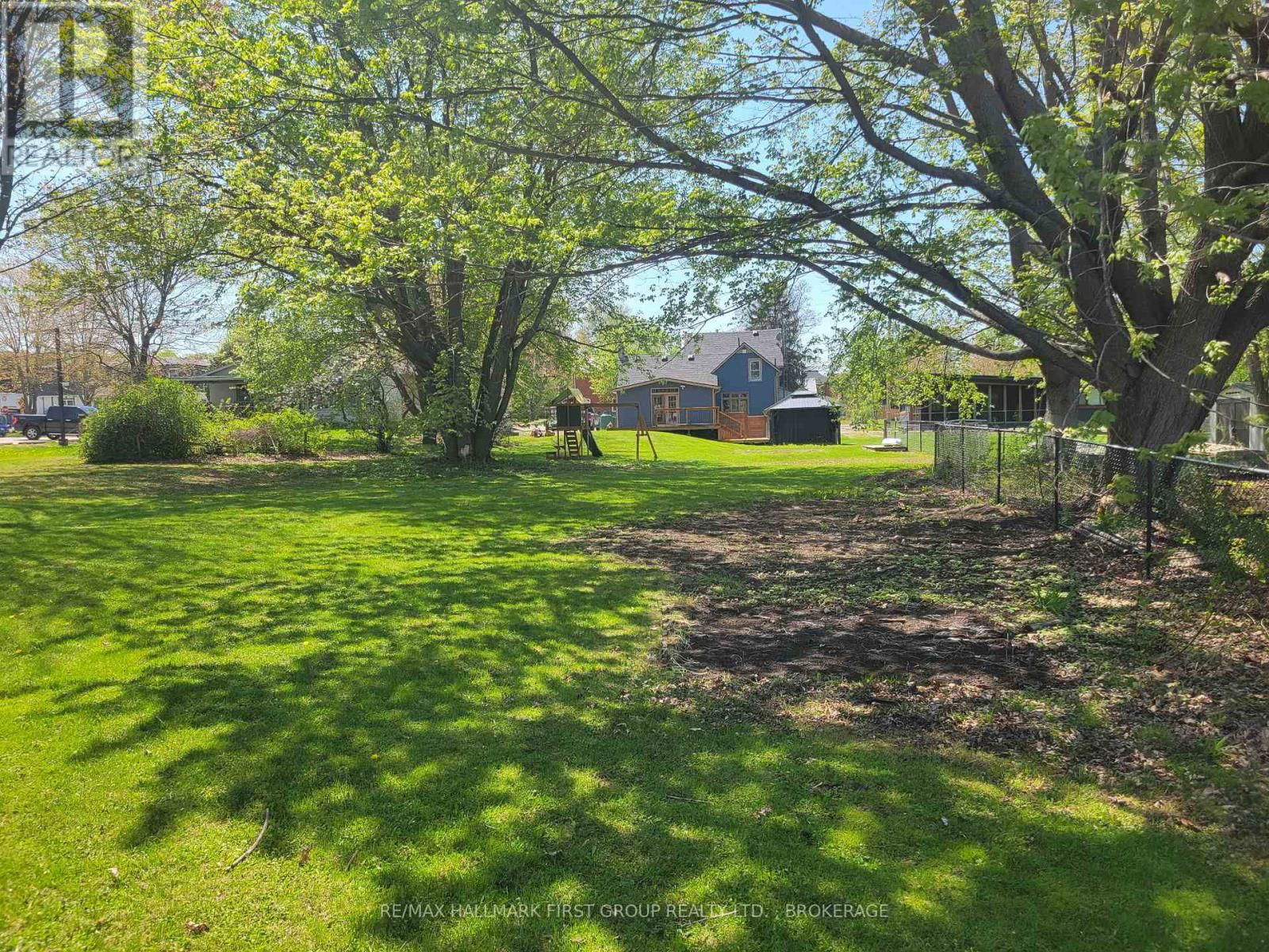 11 CAMPBELL STREET Image 7