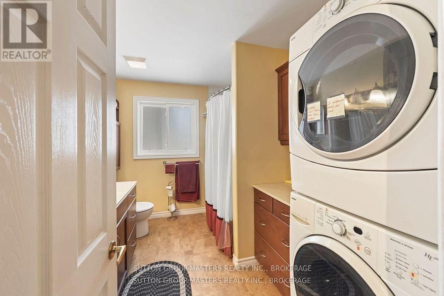 4594 YARKER ROAD Image 11