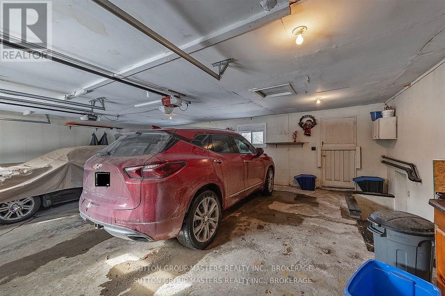4594 YARKER ROAD Image 16