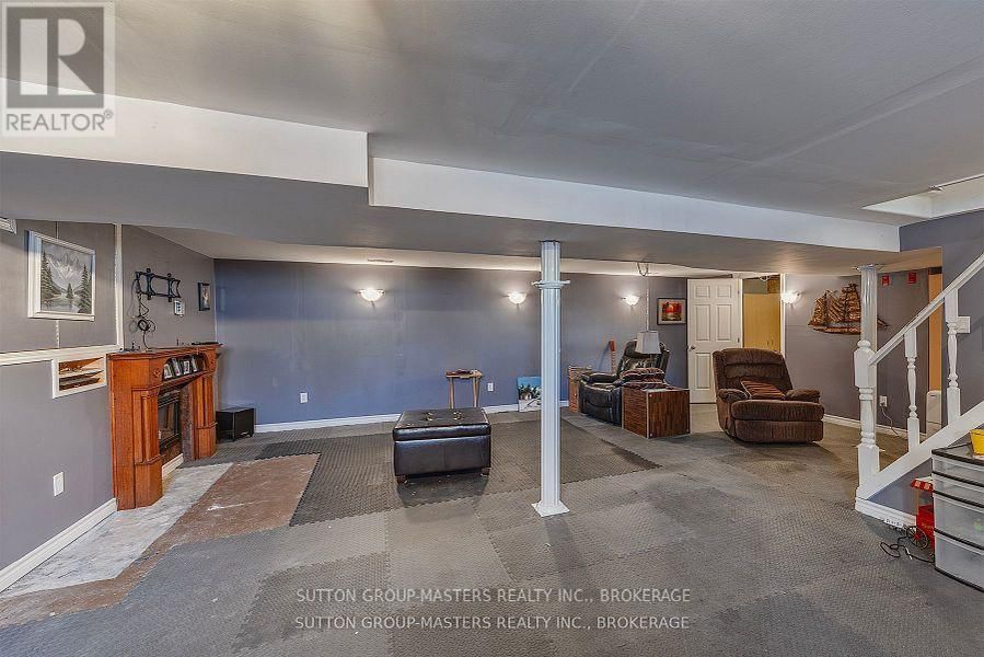 4594 YARKER ROAD Image 18