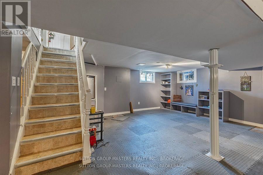 4594 YARKER ROAD Image 21
