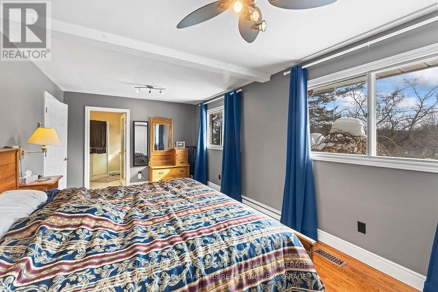 4594 YARKER ROAD Image 29