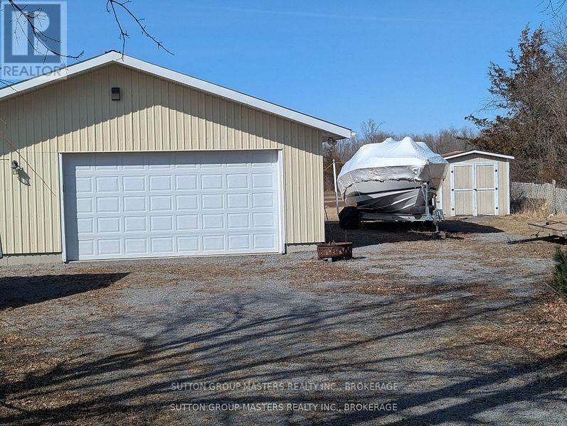4594 YARKER ROAD Image 4