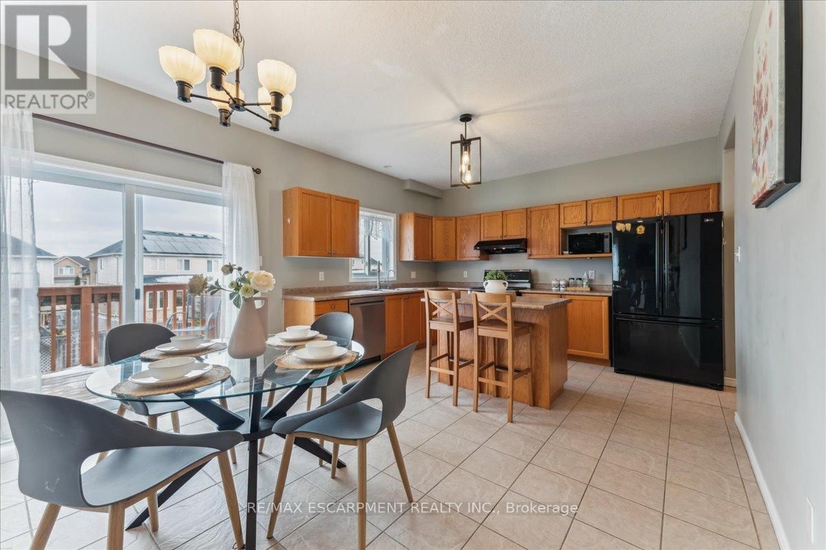 67 FERRIS DRIVE Image 8