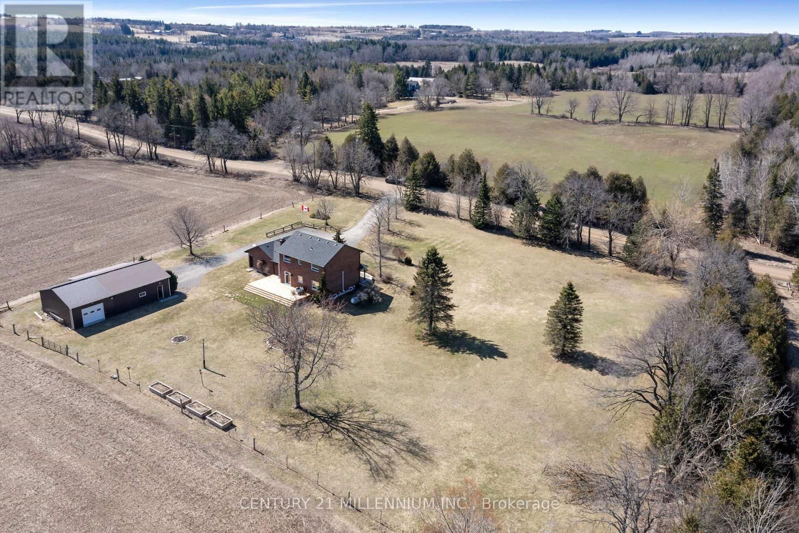 5653 EIGHTH LINE Image 41