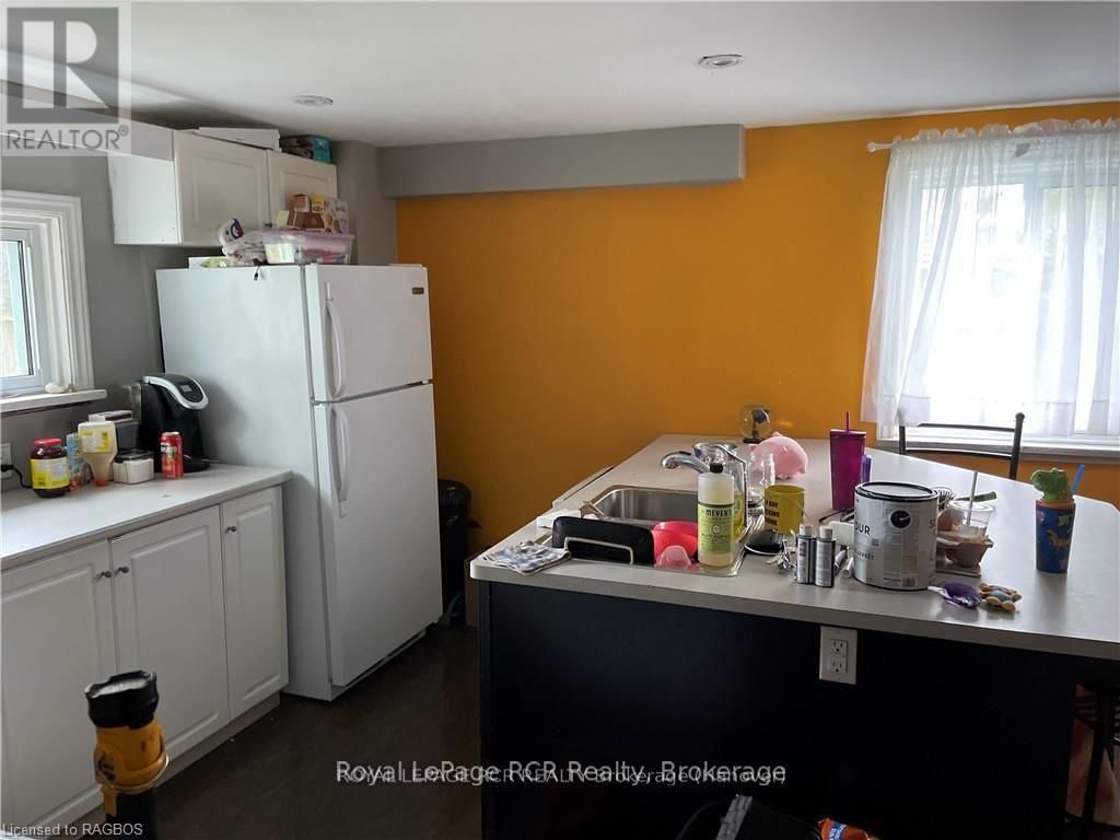 46 ROBERTSON STREET Image 5