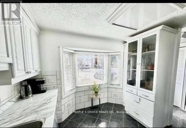90 CARTER CRESCENT Image 3