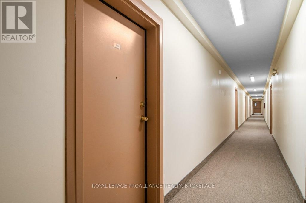 208 - 316 KINGSDALE AVENUE Image 10
