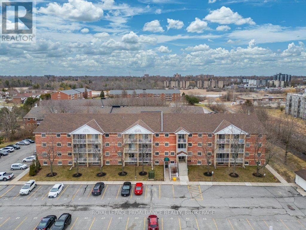 208 - 316 KINGSDALE AVENUE Image 39