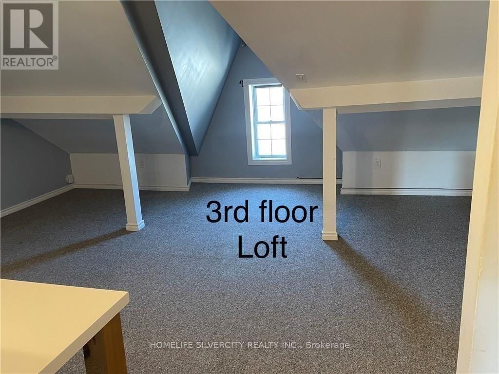 3 - 214 MARY STREET Image 14