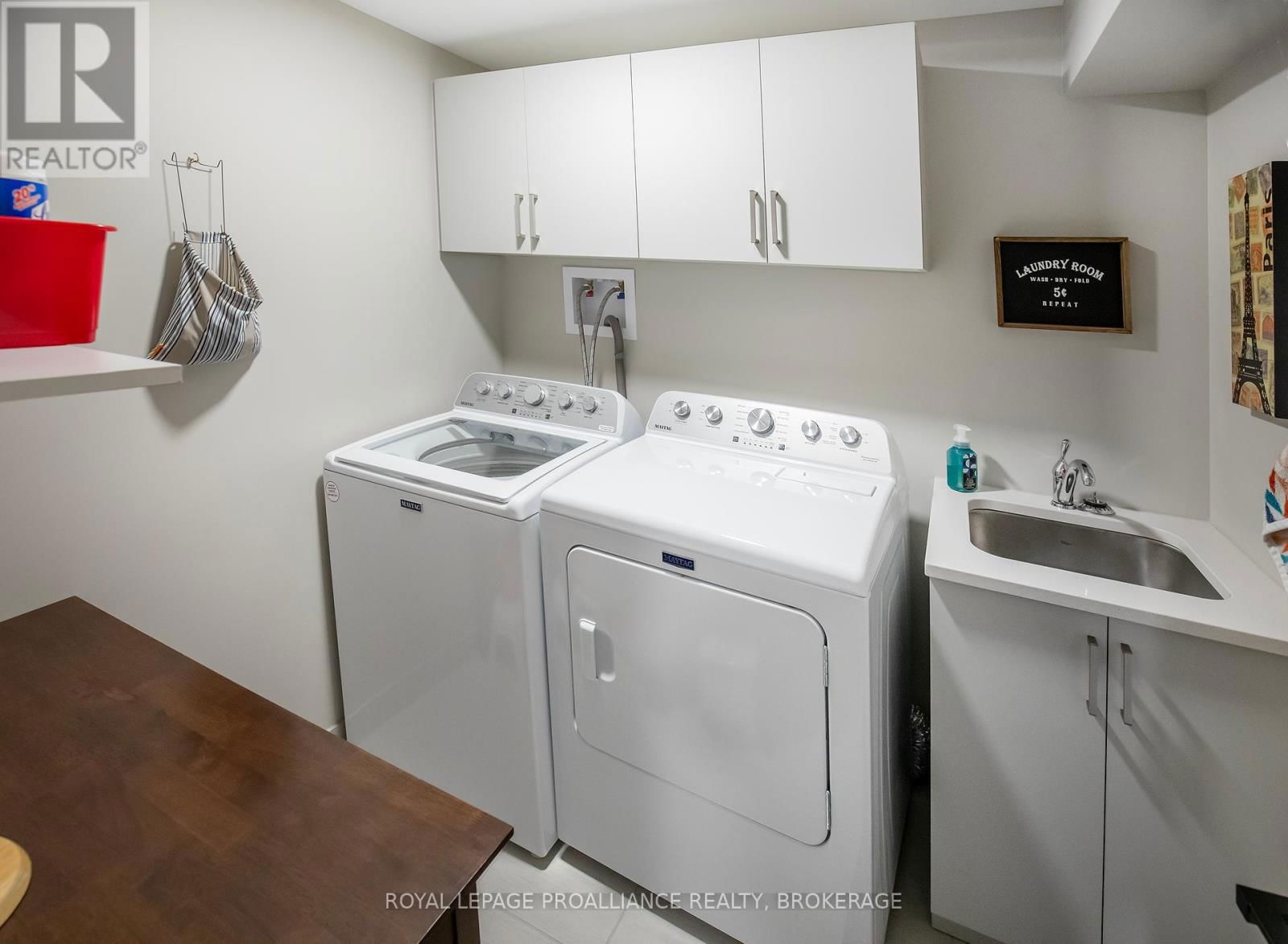 1303 DEMERS AVENUE Image 17