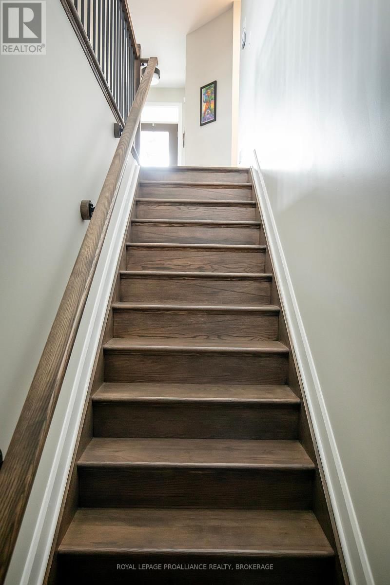 1303 DEMERS AVENUE Image 20