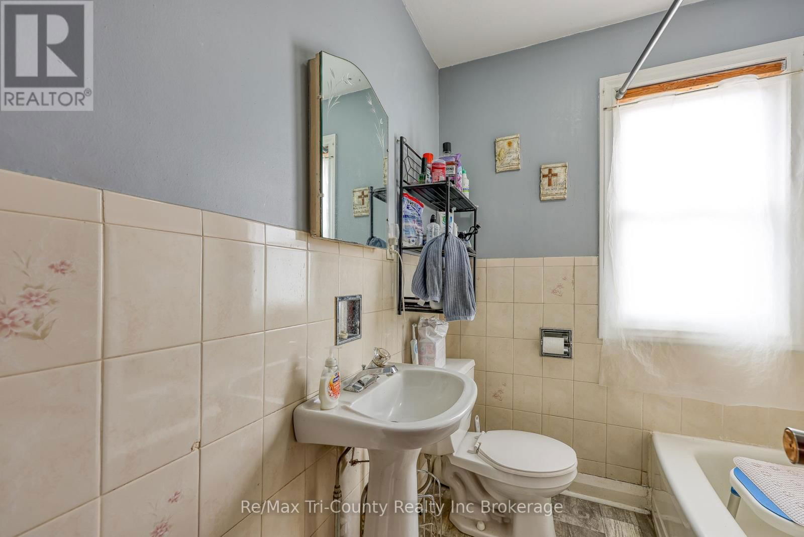 104 WILLIAM STREET Image 10