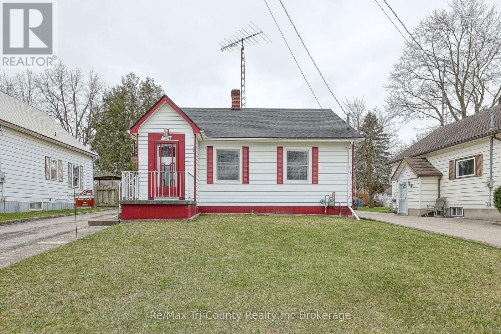 104 WILLIAM STREET Image 21