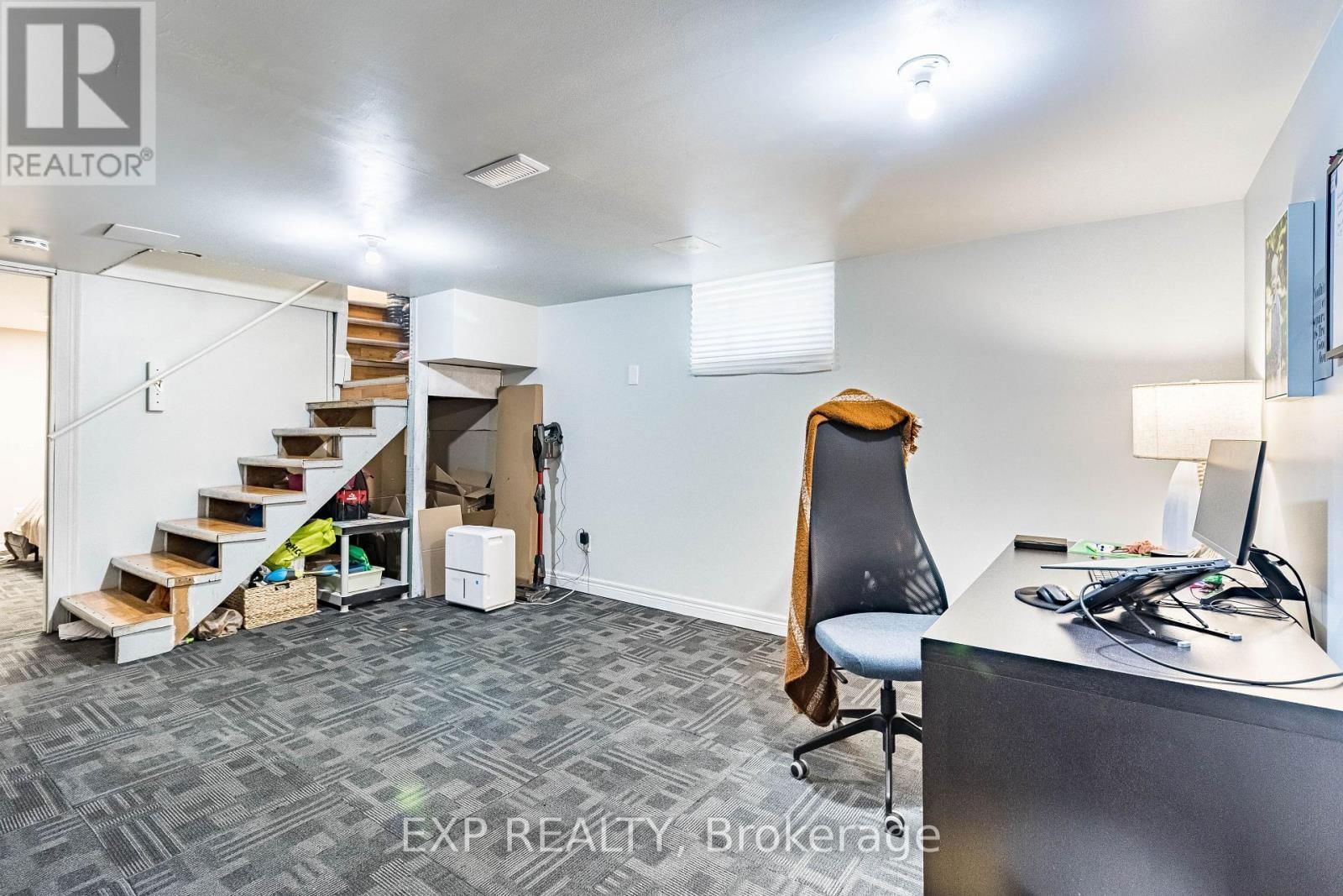 61 HAMEL AVENUE Image 11