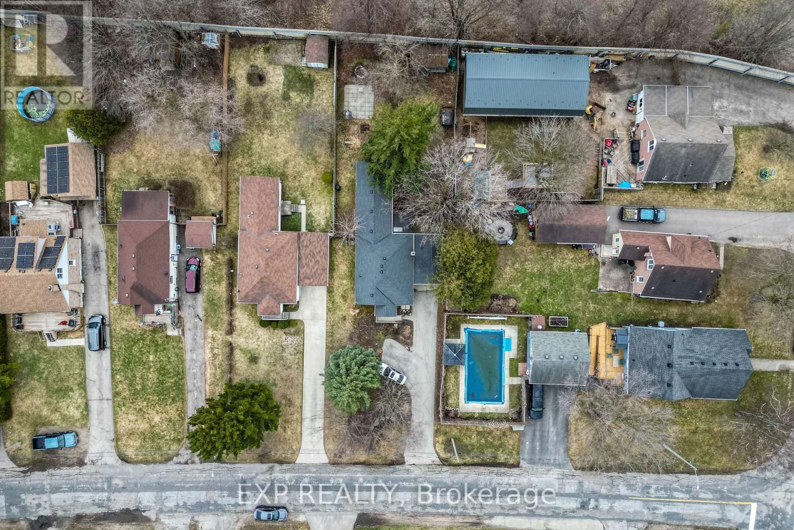 61 HAMEL AVENUE Image 31