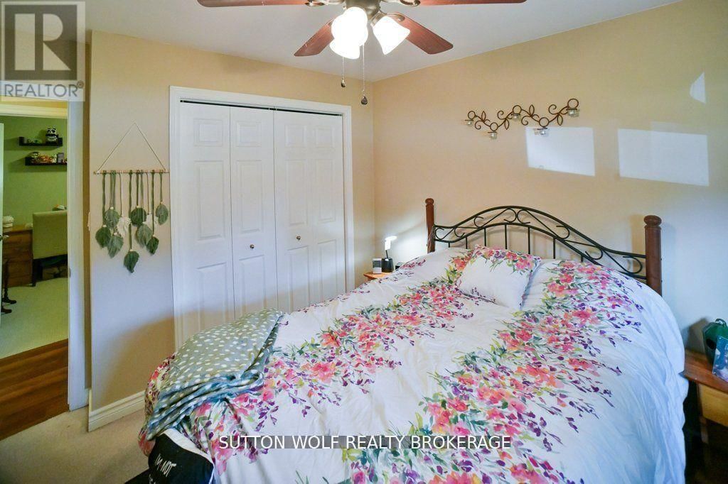 566 DEWAN STREET Image 11