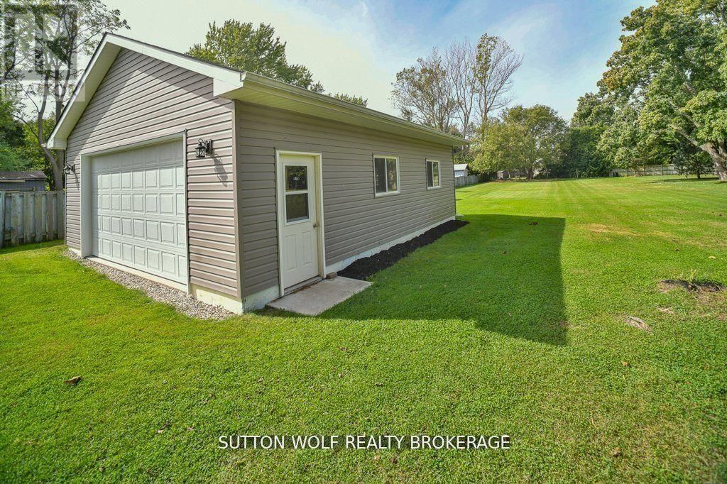 566 DEWAN STREET Image 28
