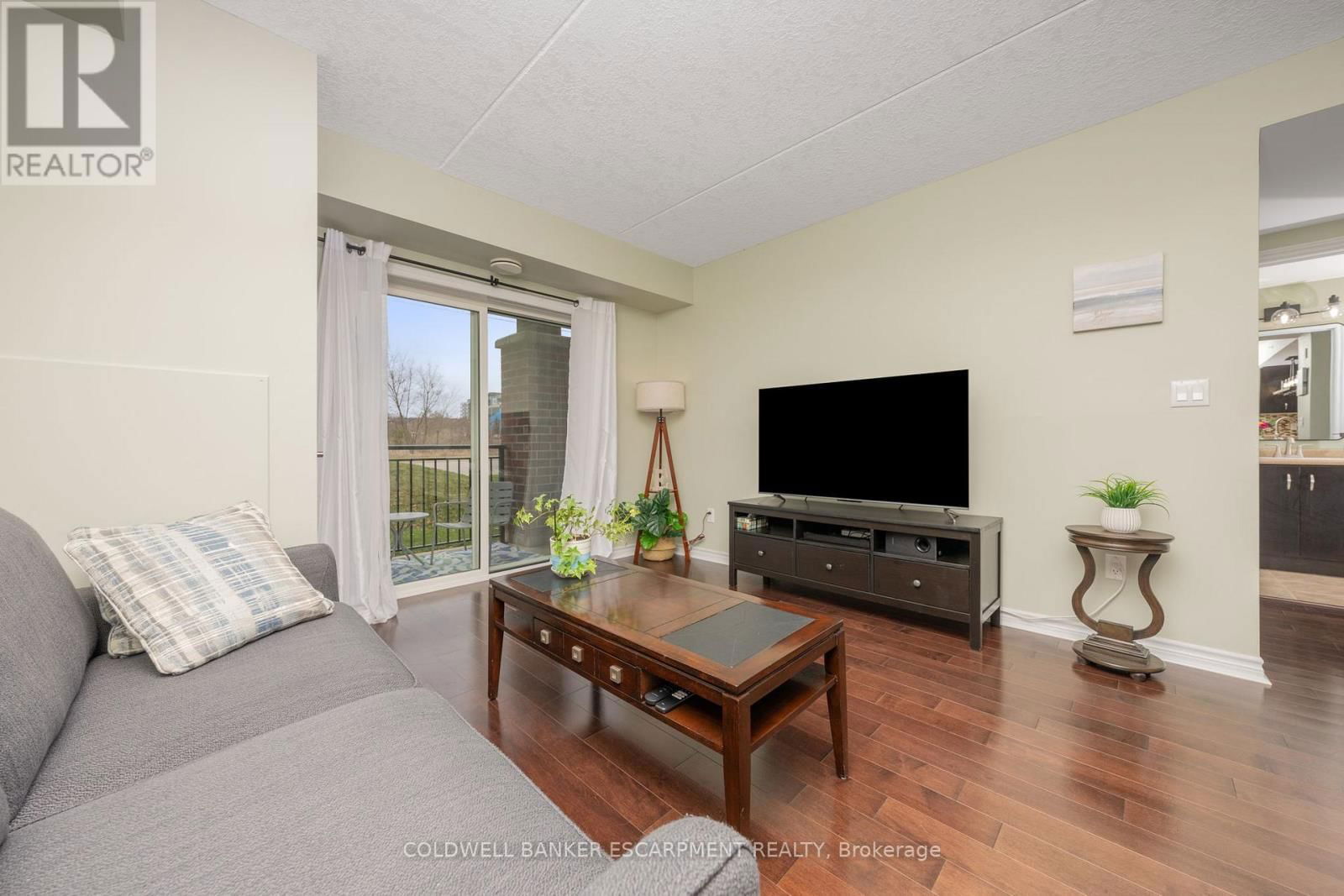 109 - 43 GOODWIN DRIVE Image 6