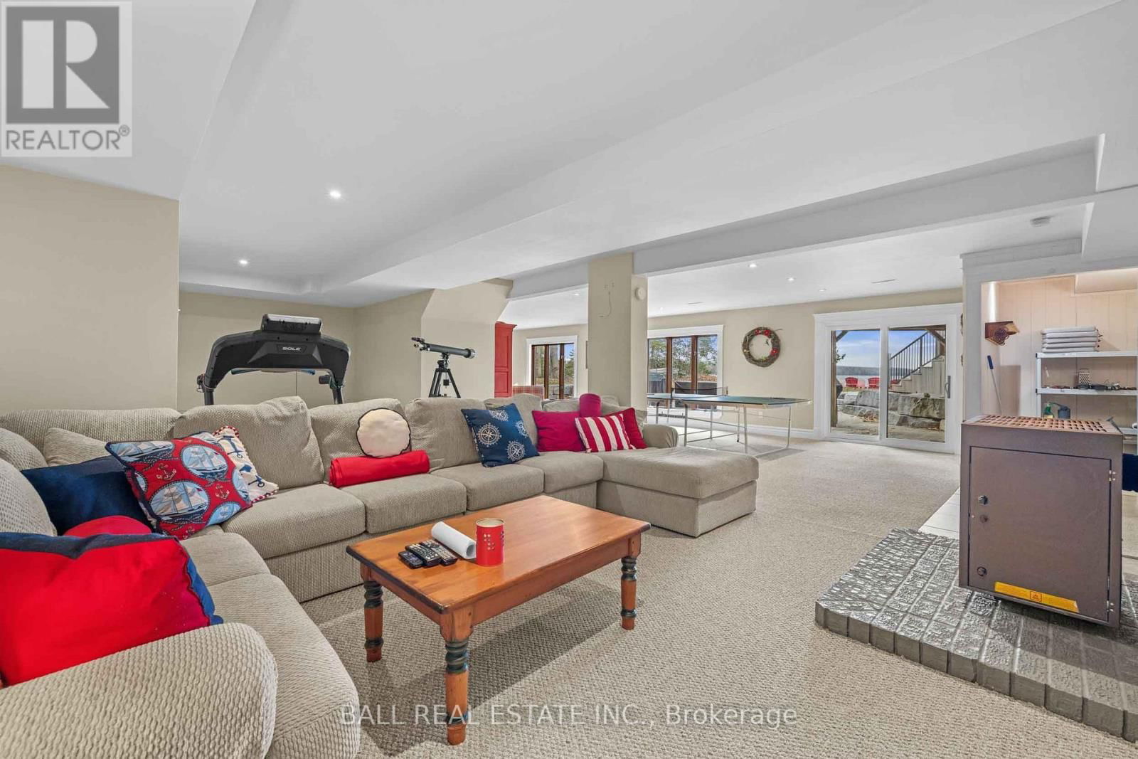 1187 LAKEHURST ROAD Image 16