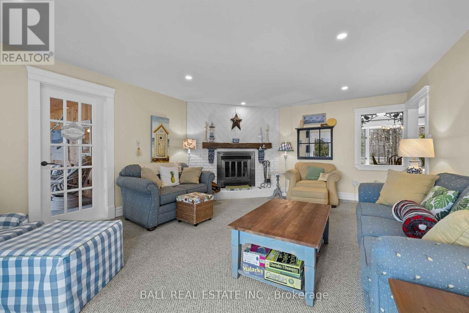 1187 LAKEHURST ROAD Image 32