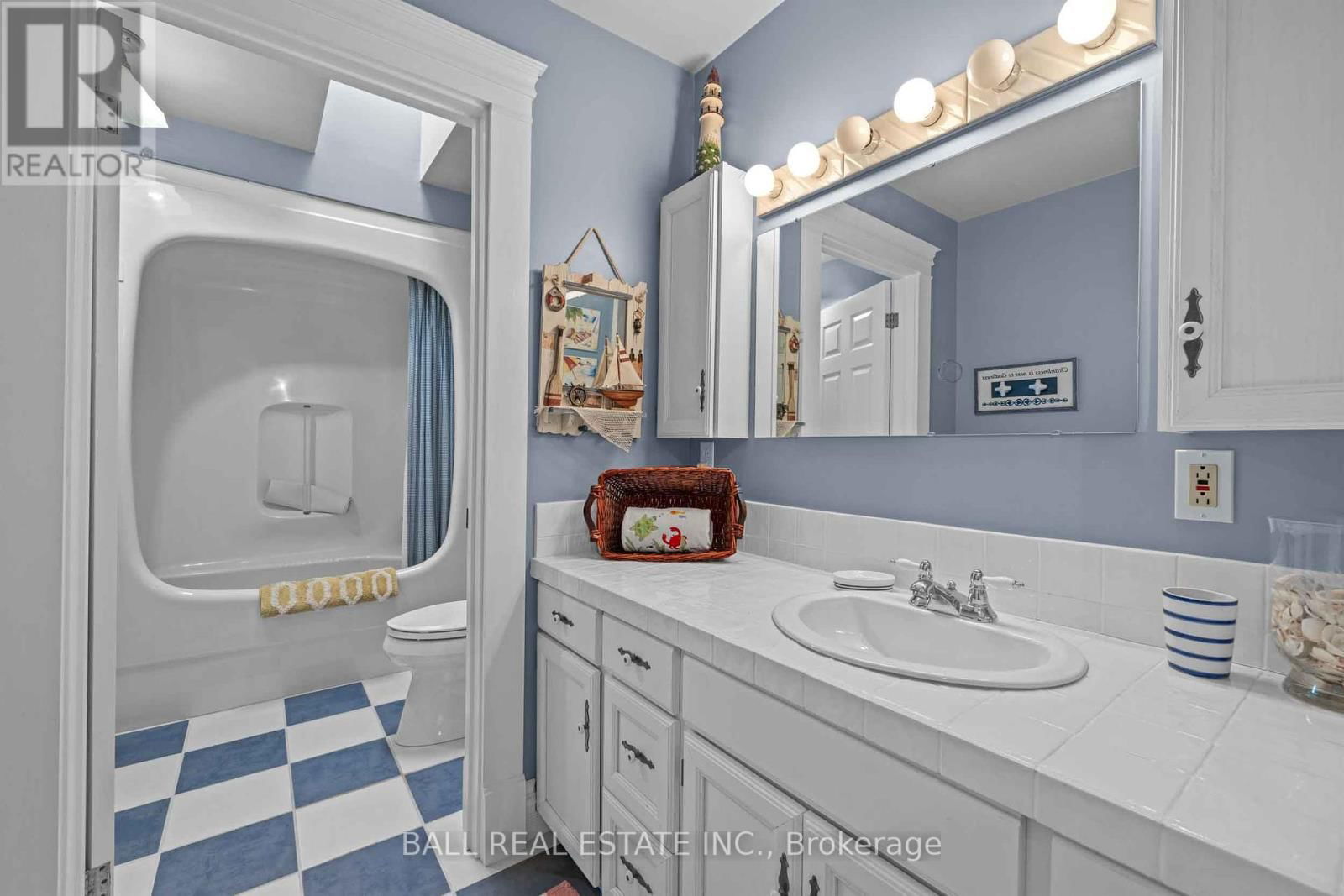 1187 LAKEHURST ROAD Image 39
