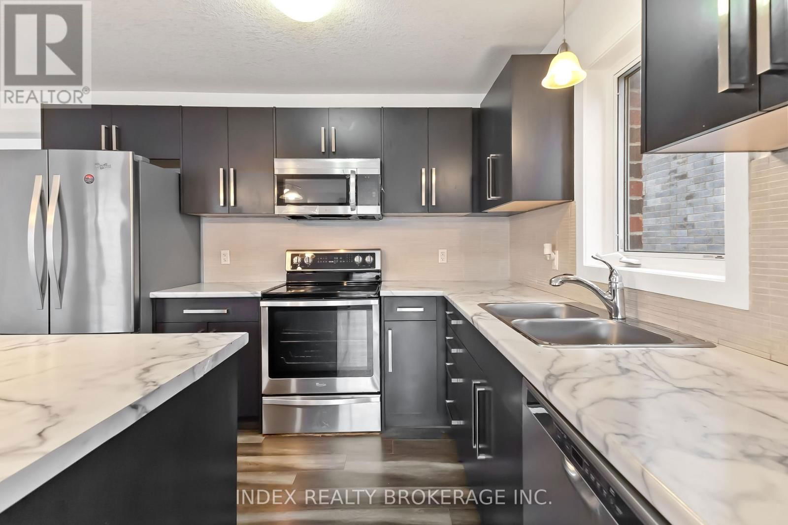 750 FREEPORT STREET Image 18