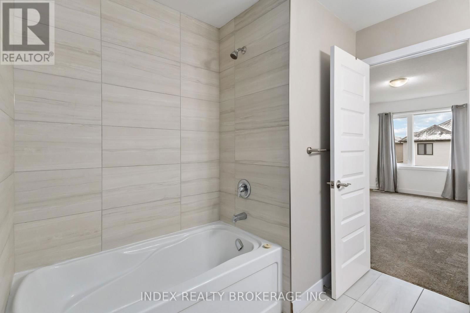 750 FREEPORT STREET Image 36