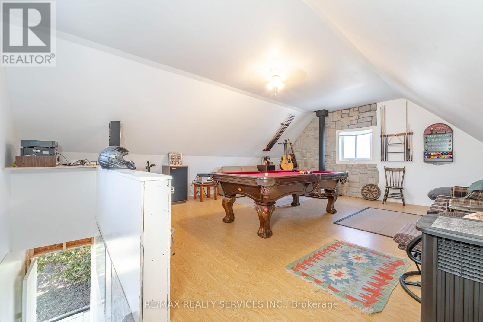 9765 TENTH SIDEROAD Image 30