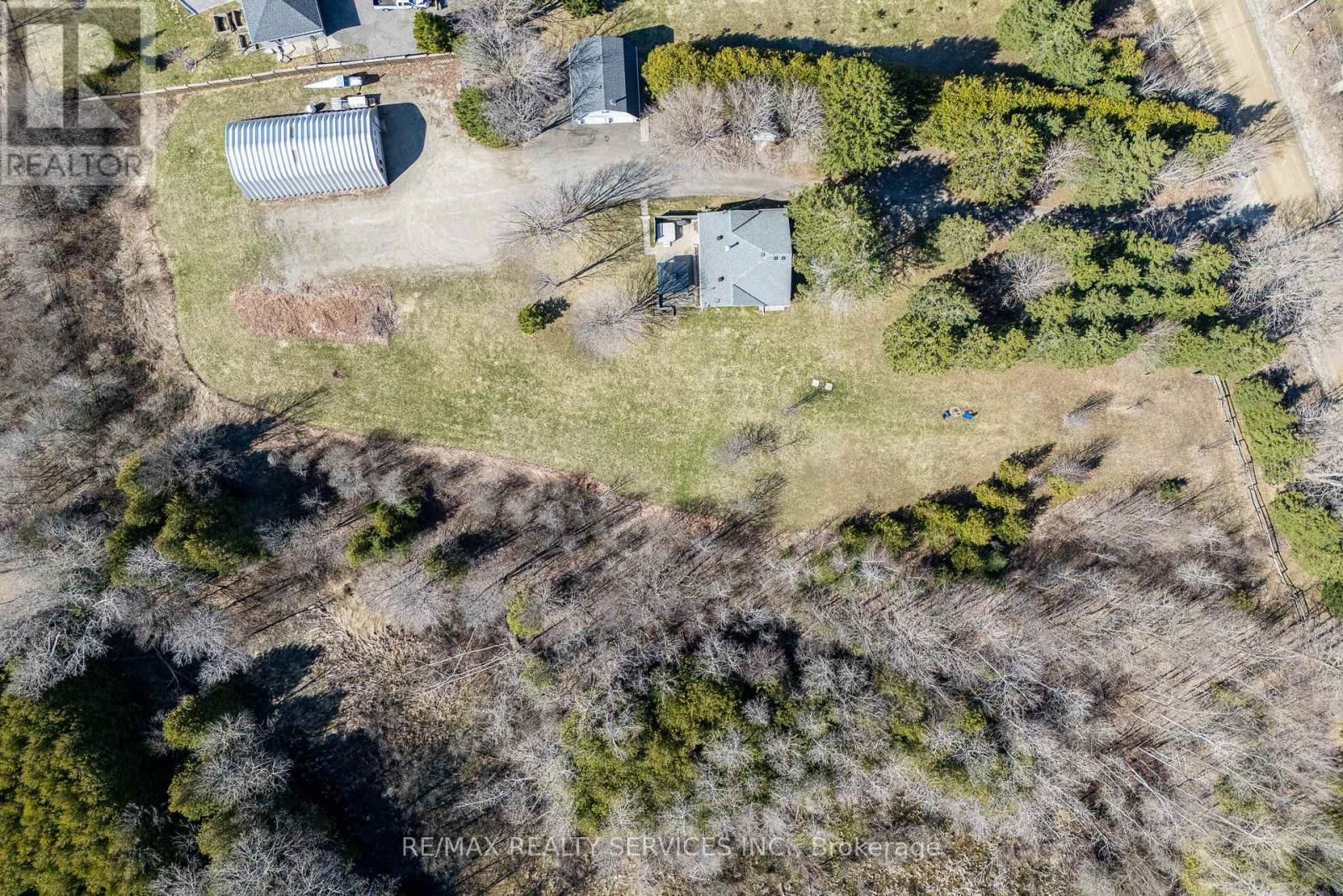 9765 TENTH SIDEROAD Image 5