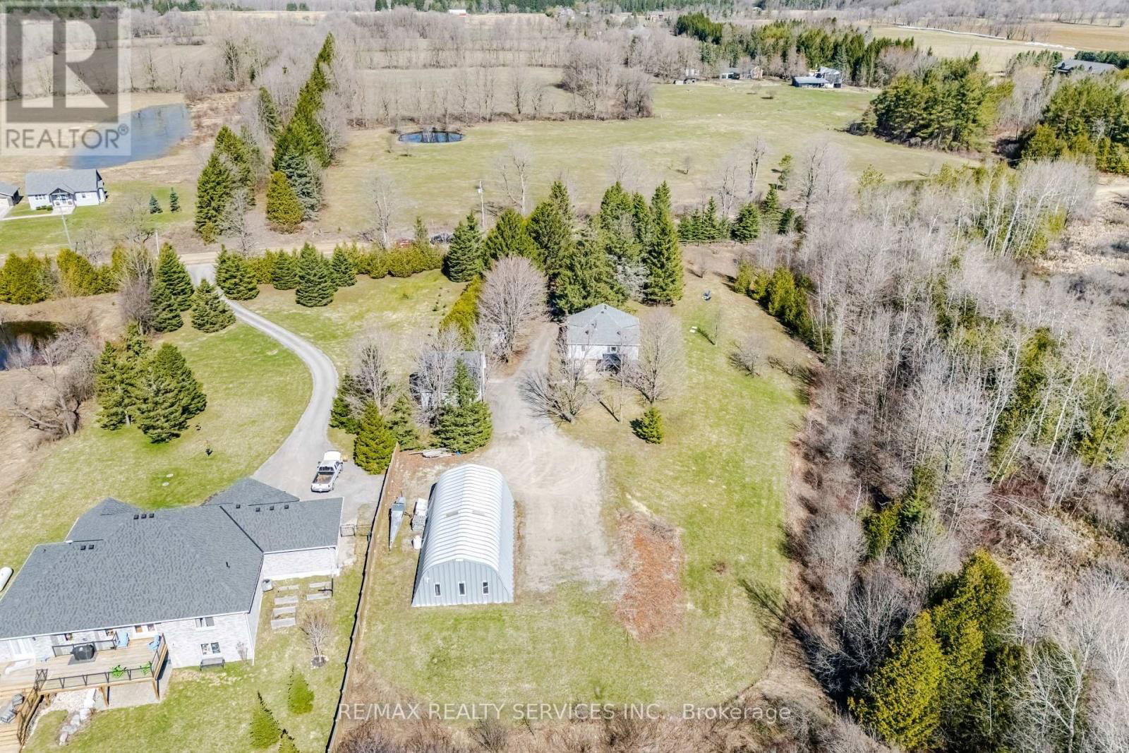 9765 TENTH SIDEROAD Image 6