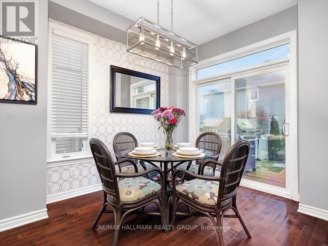 239 ESPIN HEIGHTS Image 10