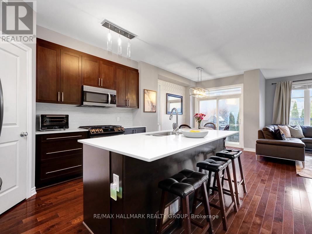 239 ESPIN HEIGHTS Image 13