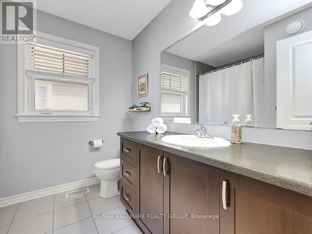239 ESPIN HEIGHTS Image 27