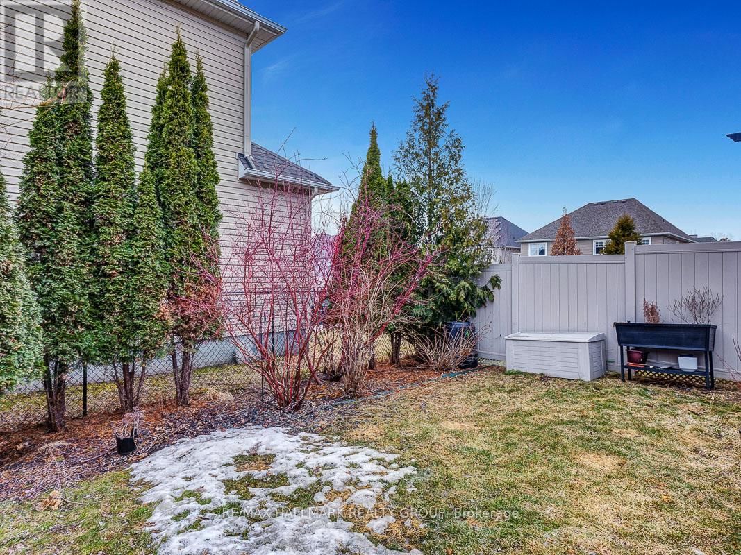 239 ESPIN HEIGHTS Image 34