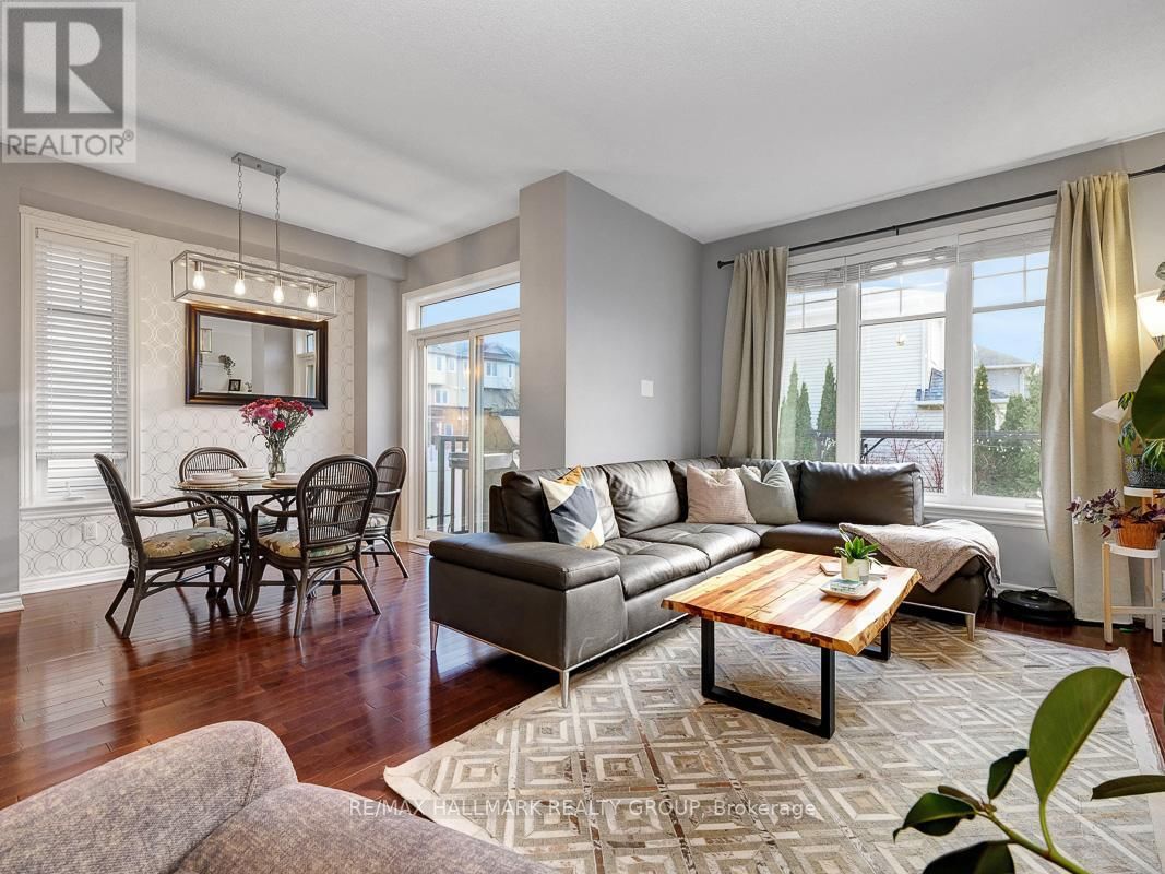 239 ESPIN HEIGHTS Image 6