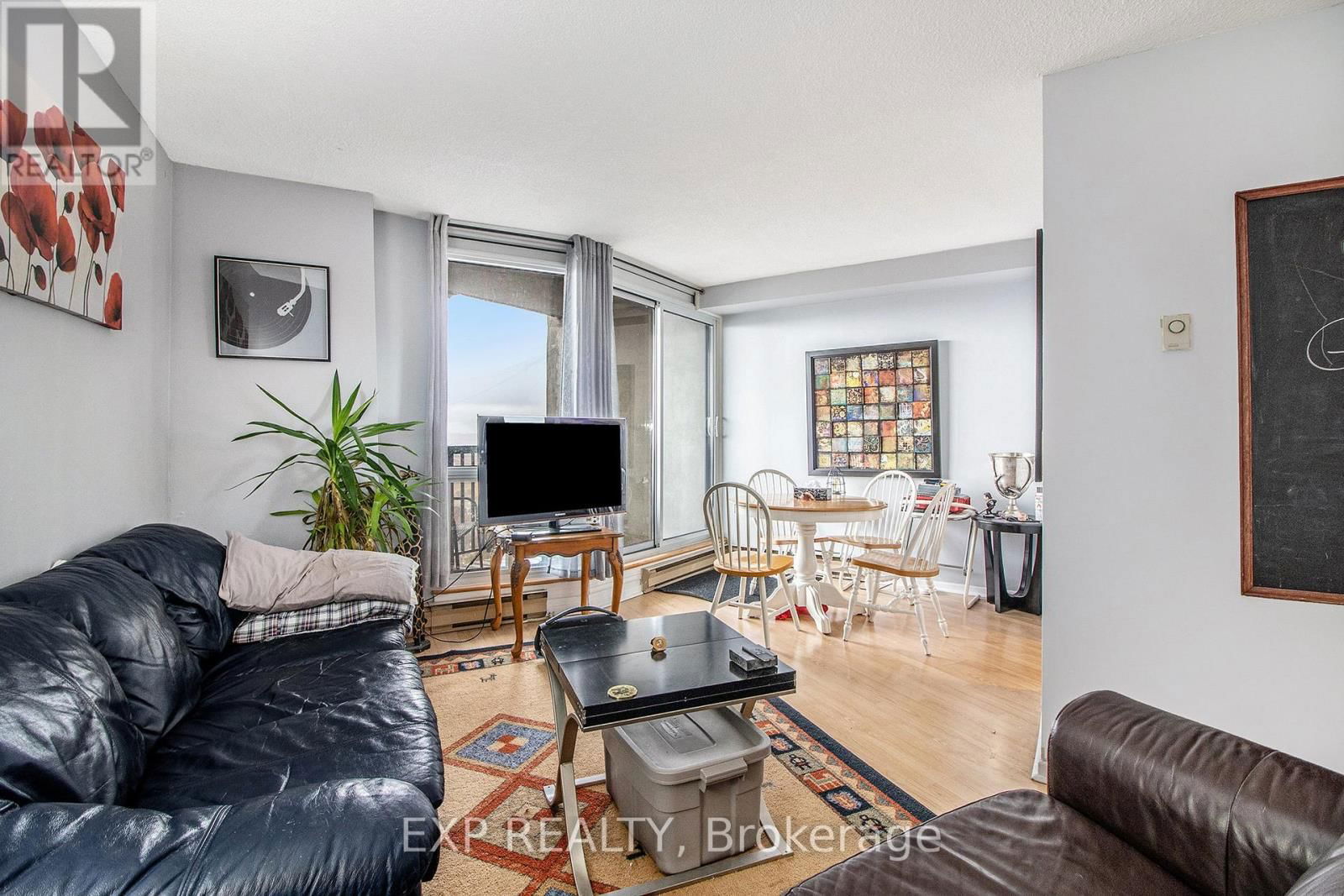 2509 - 900 DYNES ROAD Image 7