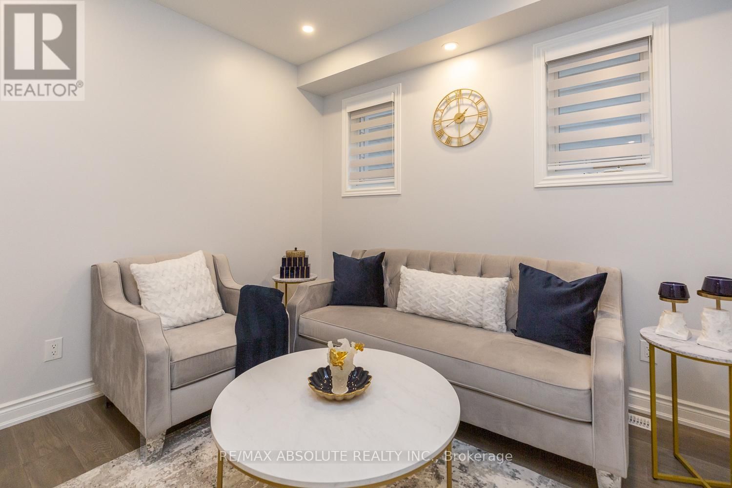1019 APOLUNE STREET Image 10