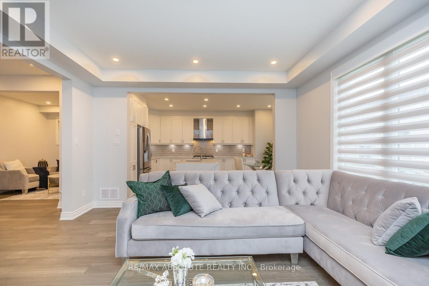 1019 APOLUNE STREET Image 18